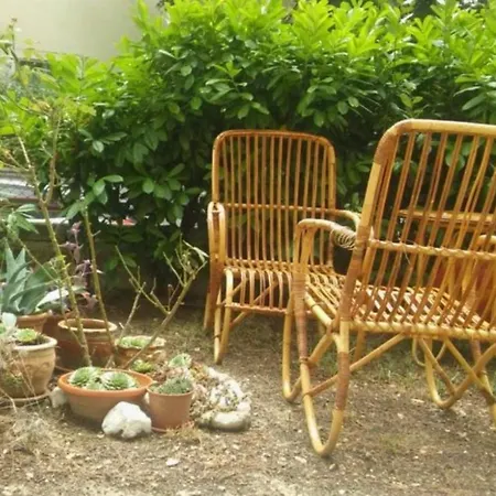 Διαμέρισμα With Shared Garden 3 Min Walk To The Σπλιτ