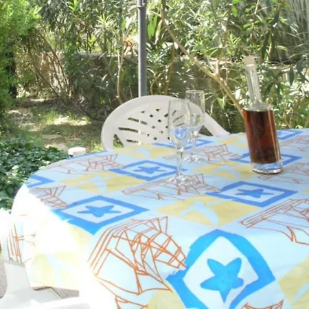 Διαμέρισμα With Shared Garden 3 Min Walk To The Σπλιτ