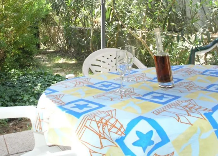 Apartmán With Shared Garden 3 Min Walk To The Split