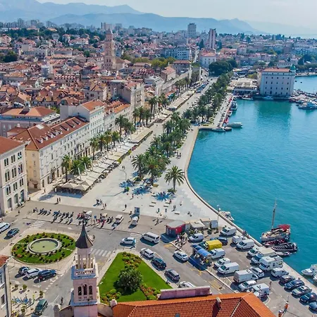 Appartement With Shared Garden 3 Min Walk To The